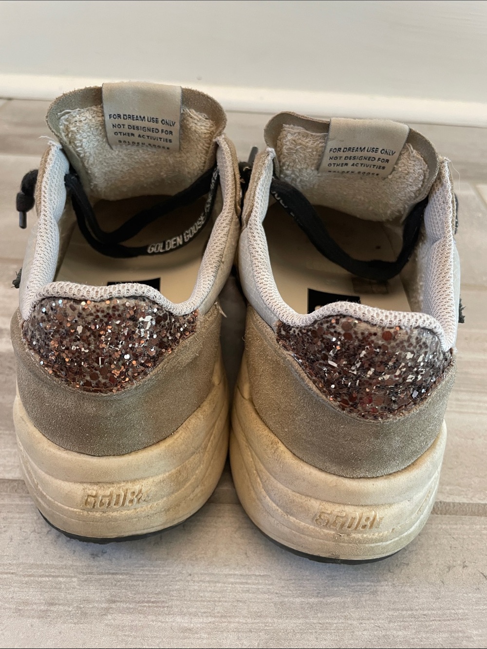 Golden Goose Running Sole Ice Taupe Black Women’s 37 *FLAWS* - Picture 11 of 16